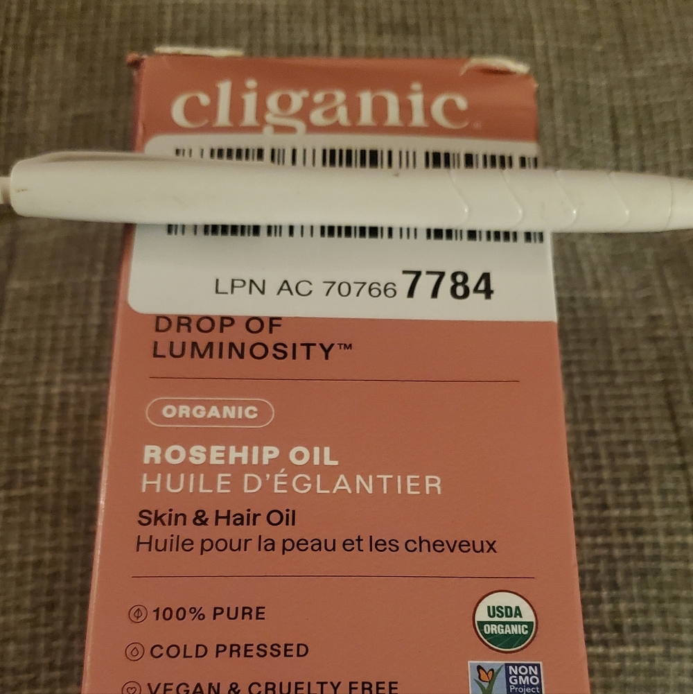 Cliganic Organic Rosehip Oil 8 Oz.